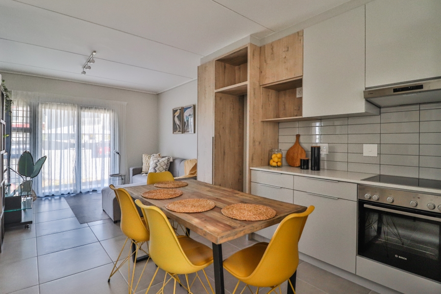 To Let 2 Bedroom Property for Rent in Langeberg Heights Western Cape